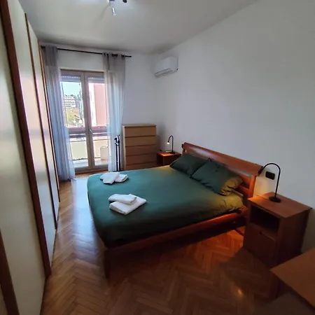 Apartment Urban Retreat, Eleganza E Comfort A *