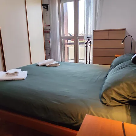 Urban Retreat, Eleganza E Comfort A Apartment *